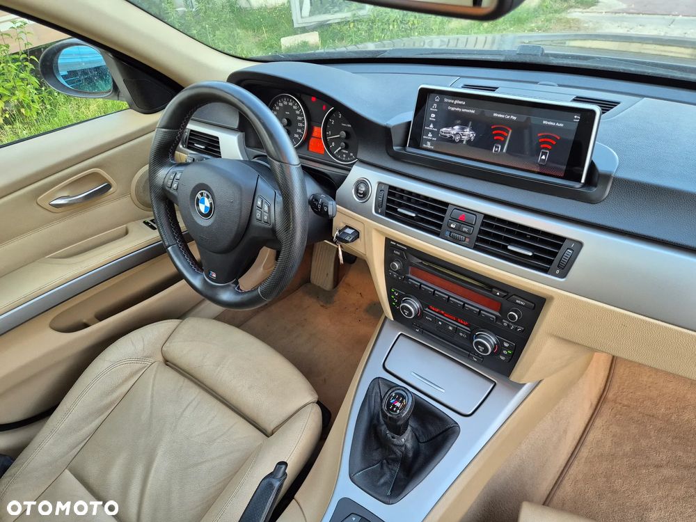 BMW Seria 3 325i - 8
