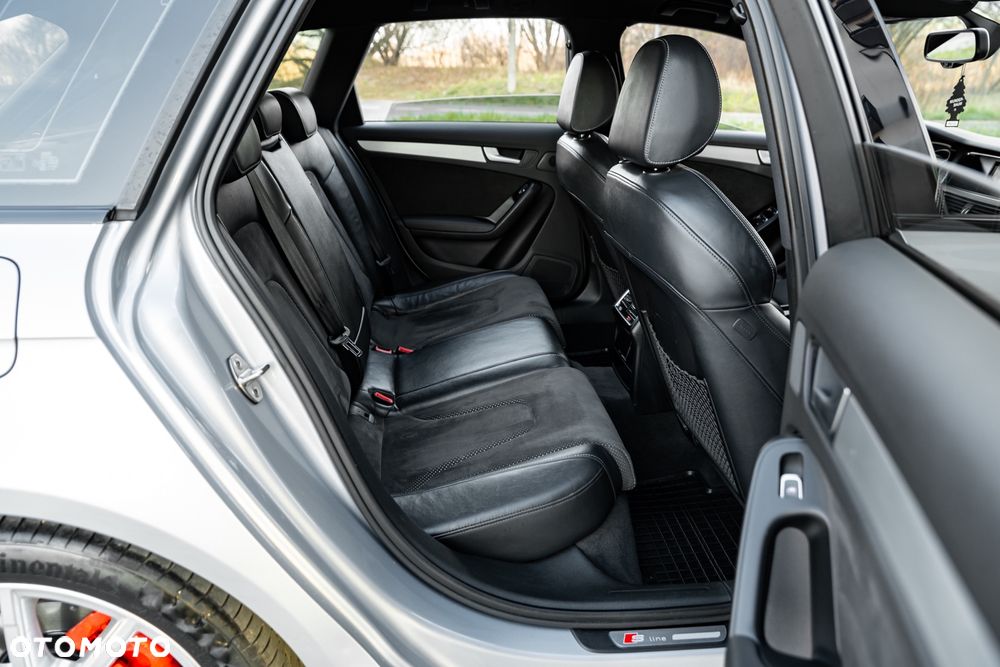Audi A4 Avant 2.0 TDI S tronic quattro sport - 19