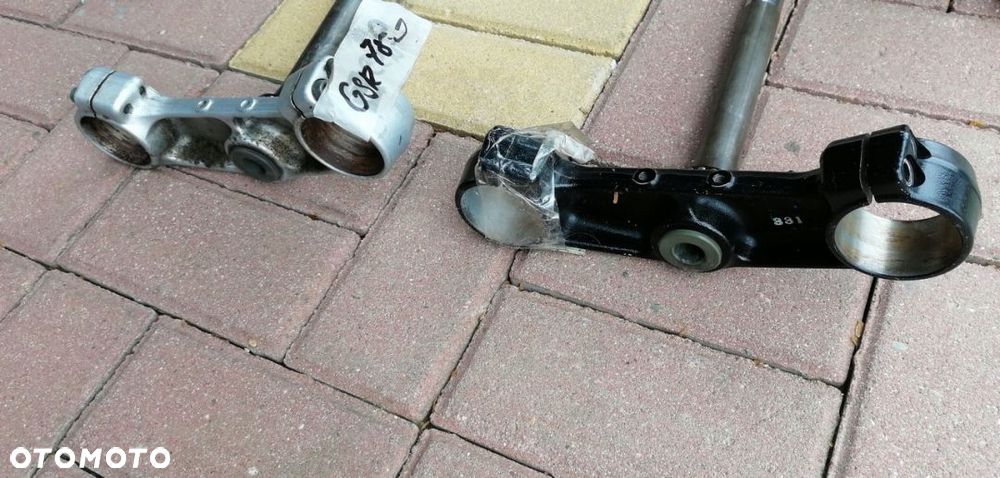 SUZUKI GSR 750 11-17 PÓŁKA DOLNA SREBRNA - 7