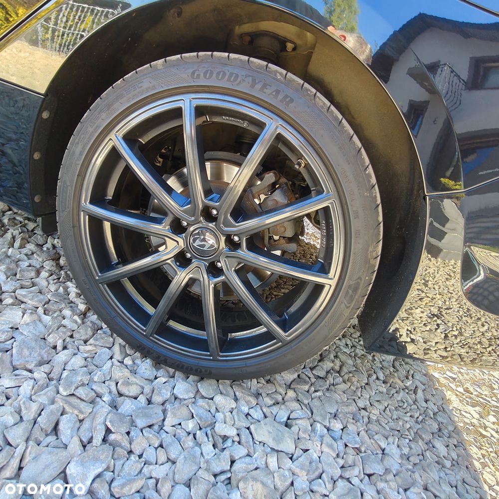 Hyundai i40 Kombi 1.7 CRDi DCT Premium - 11