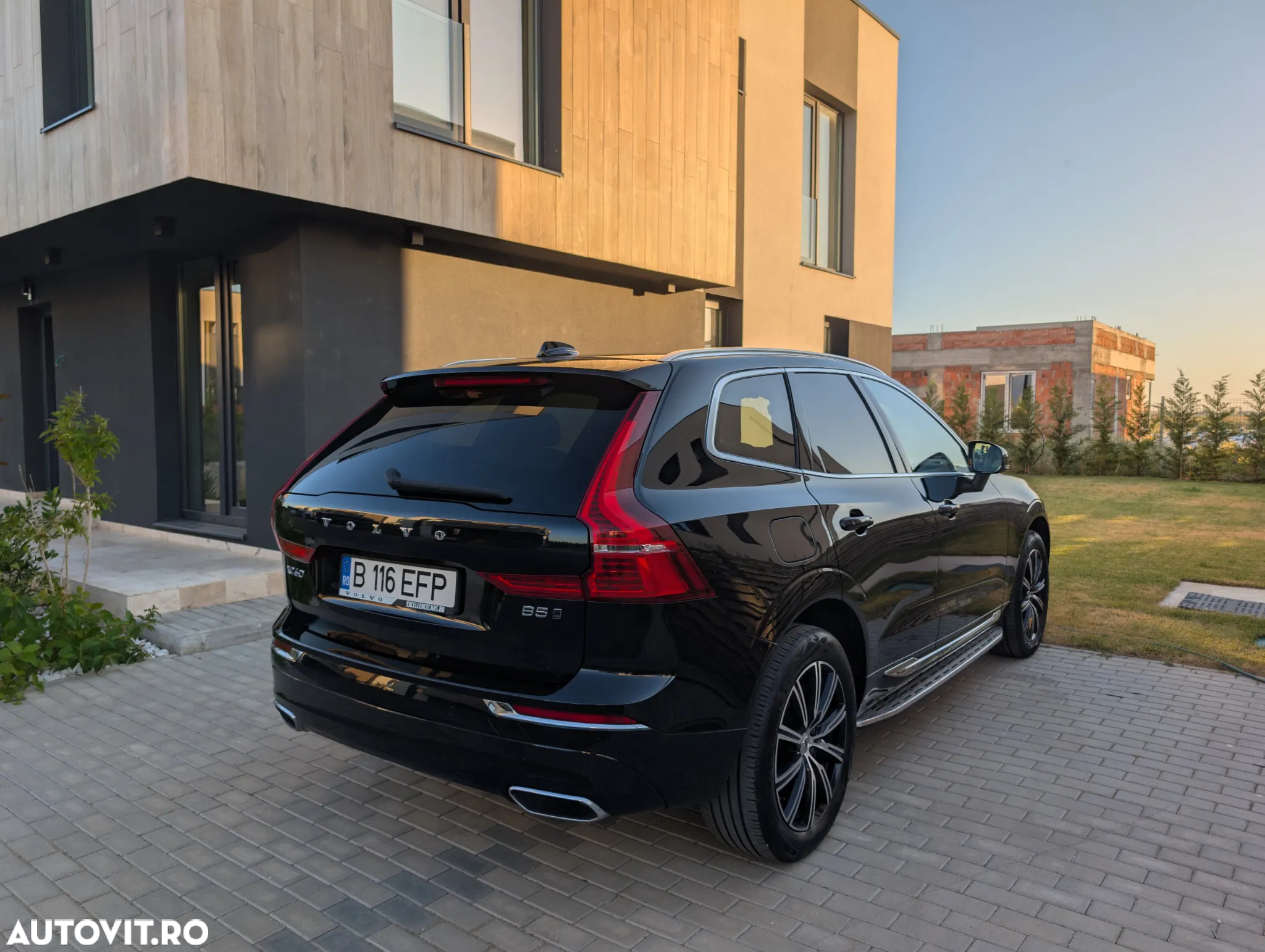 Volvo XC 60 B5 MHEV AT8 AWD Inscription - 3
