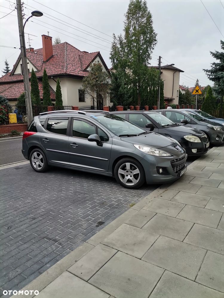 Peugeot 207 1.6 HDi Presence Euro5 - 15