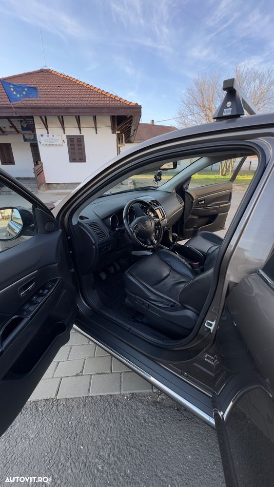 Peugeot 4008 1.6 HDI FAP STT Allure - 5