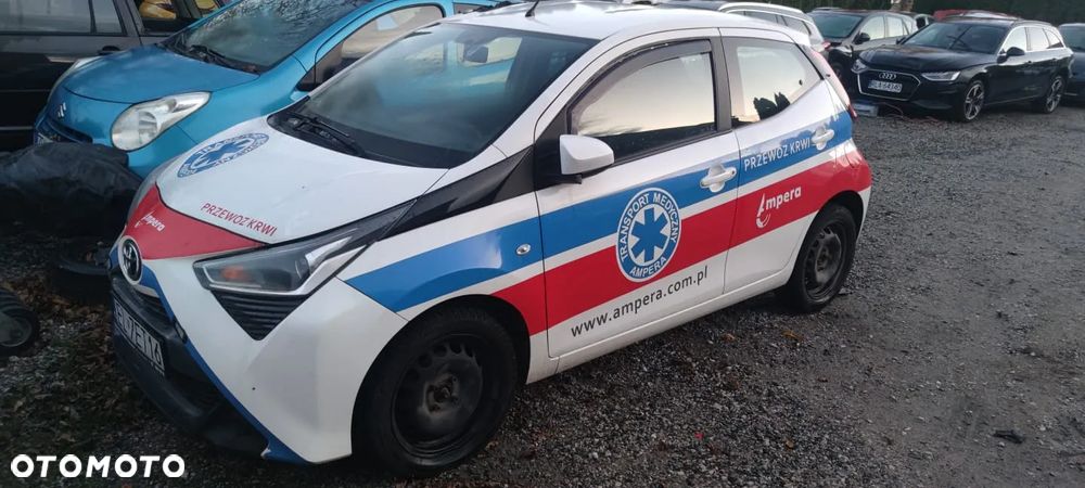 Toyota Aygo 1.0 VVT-i Color Edition - 1