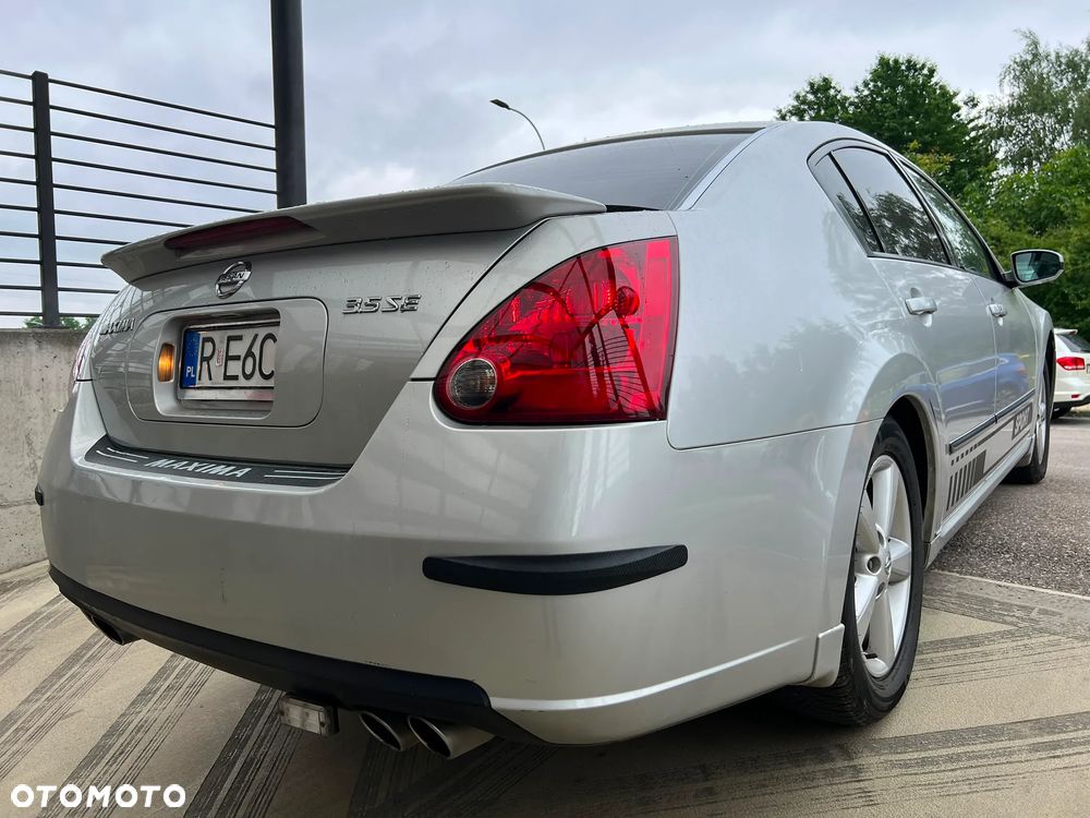 Nissan Maxima 3.5 SE - 19