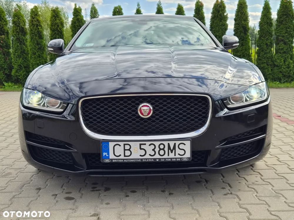 Jaguar XE 2.0 D180 SE - 24