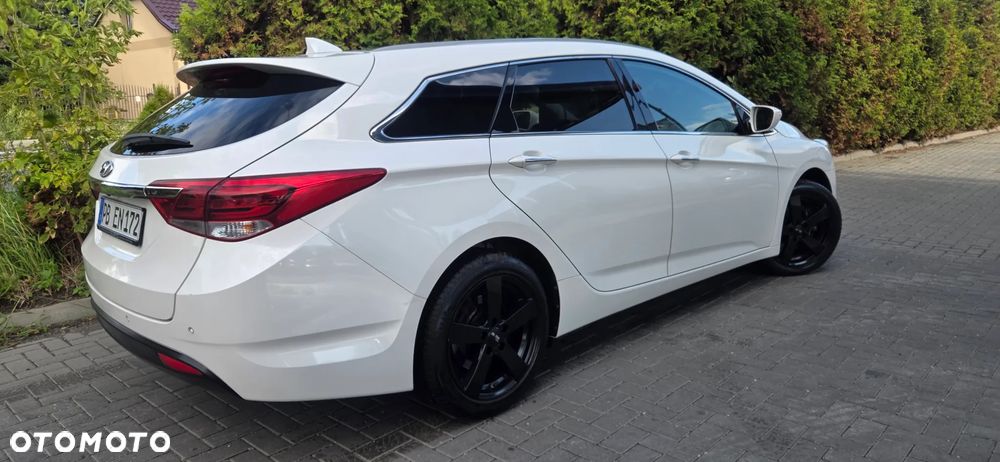 Hyundai i40 Kombi 1.7 CRDi DCT Premium - 16
