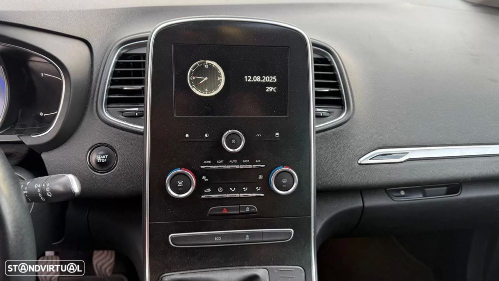 Renault Grand Scénic BLUE dCi 120 BLACK EDITION - 25