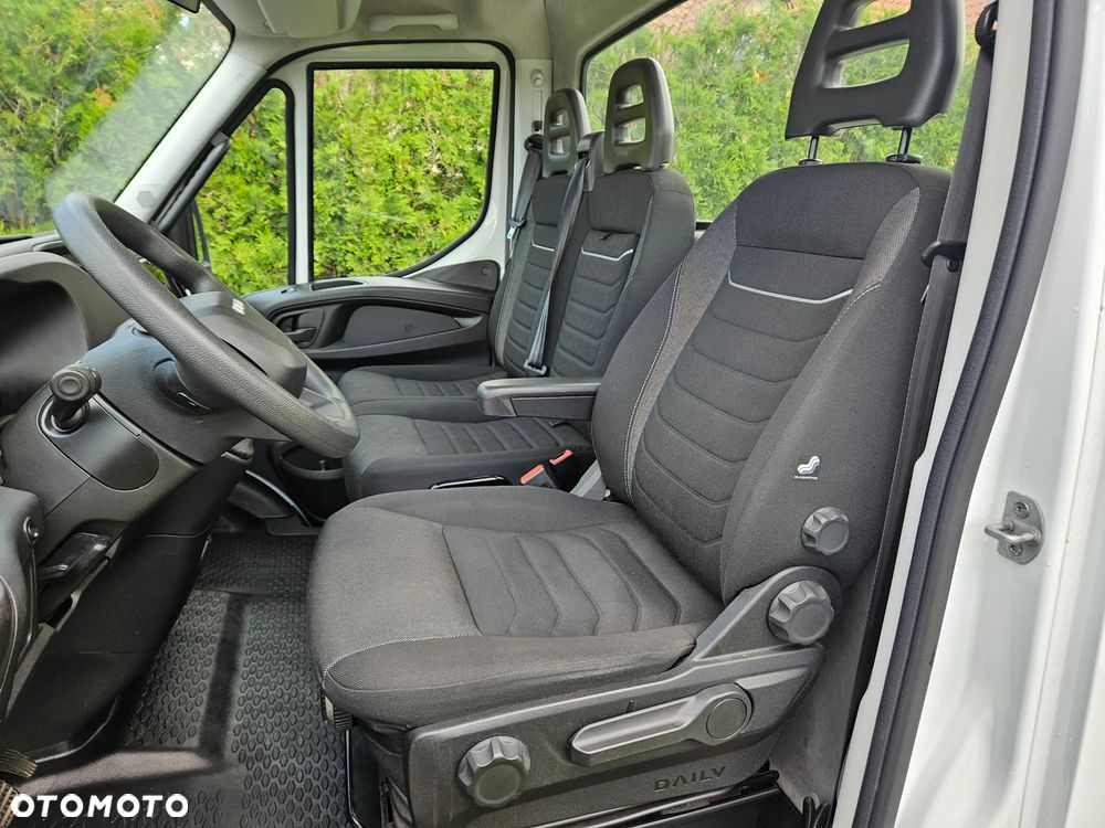 Iveco Daily - 12