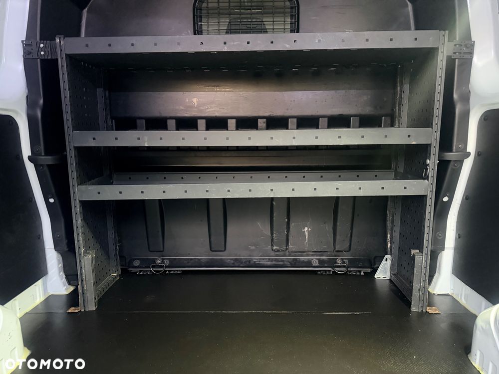 Ford Transit Custom BRYG. 6 OSÓB - L2H1 - SALON POLSKA - Bezwypadkowy - FAKTURA VAT 23% - Najmocniejsza Wersja 170km - PEŁNA HISTORIA SERWISOWA - ORYGINALNY PRZEBIEG - 36