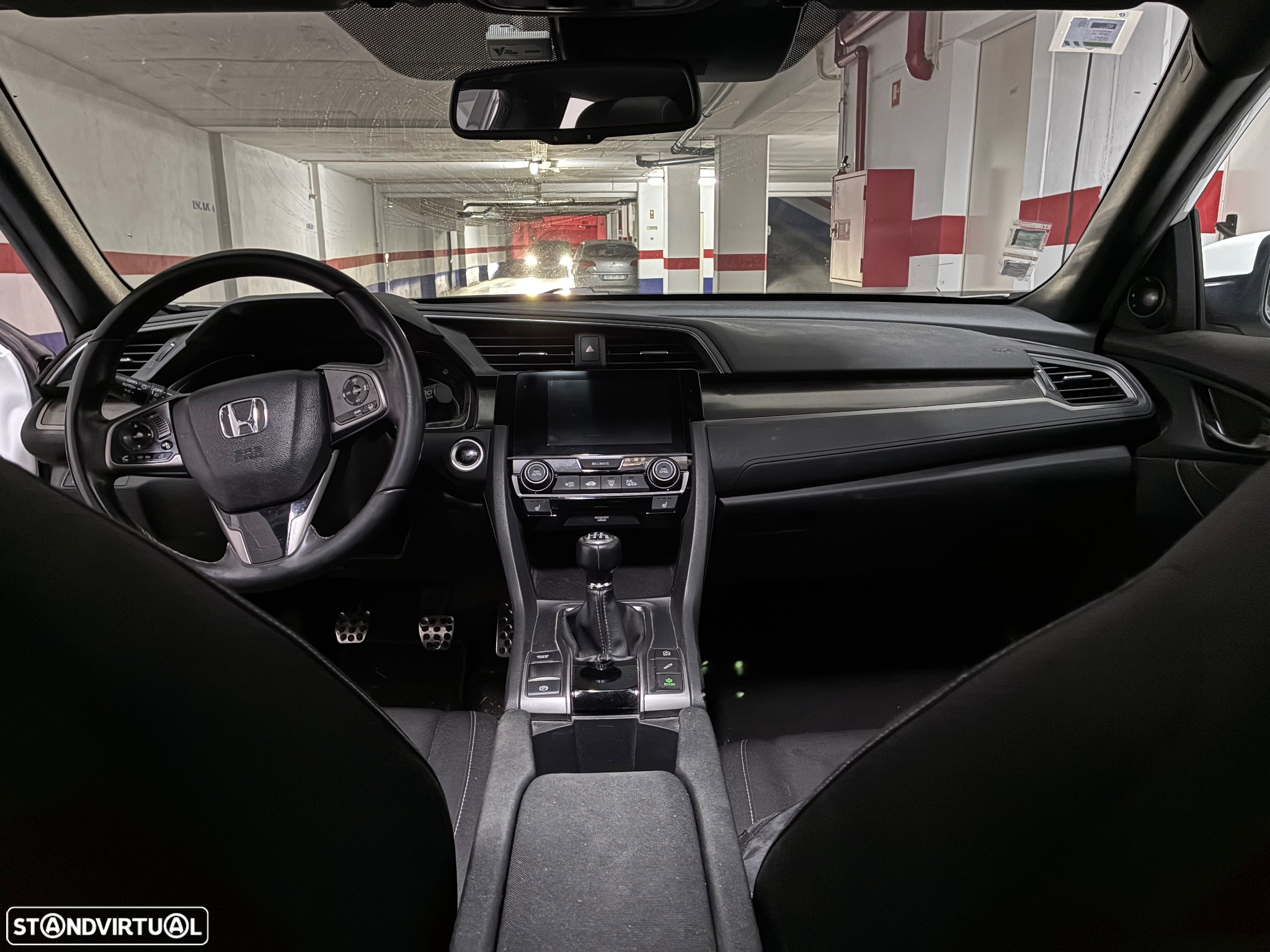 Honda Civic 1.0 i-VTEC Executive - 4