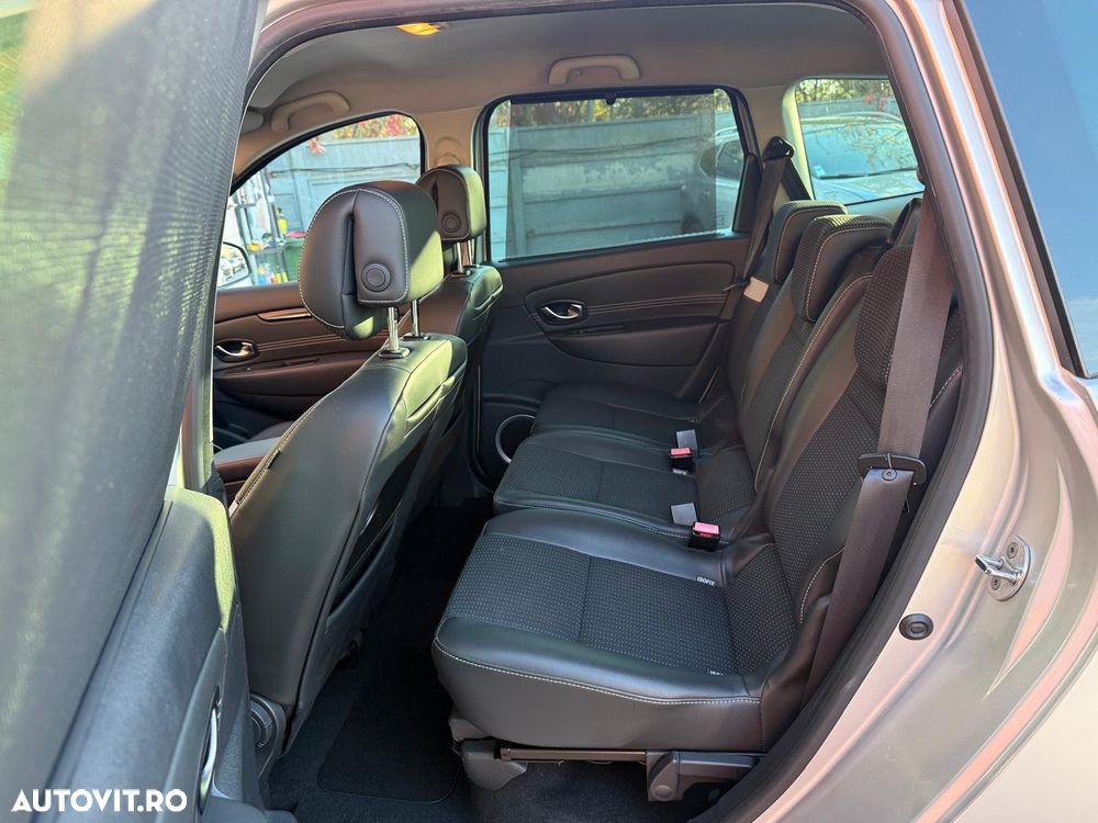 Renault Scenic - 8