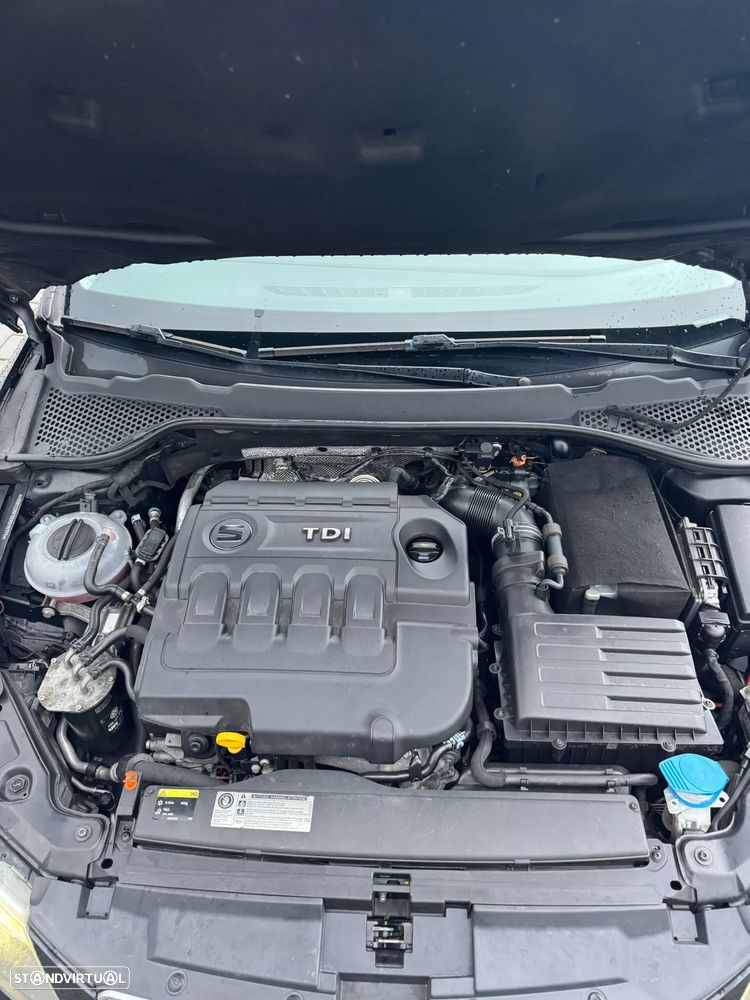 SEAT Leon 2.0 TDI FR S/S - 8