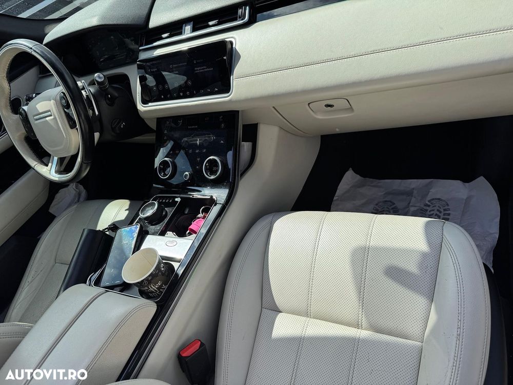 Land Rover Range Rover Velar 3.0 R-Dynamic - 4