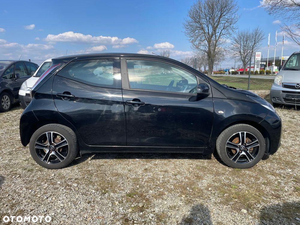 Toyota Aygo x-play - 7