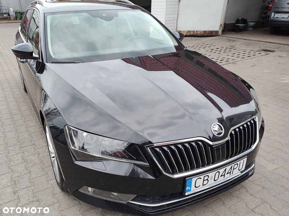 Skoda Superb 2.0 TDI Style - 26