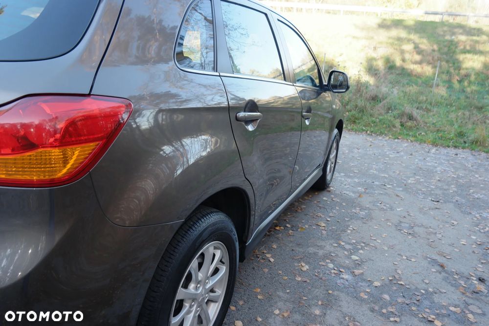 Mitsubishi ASX - 14