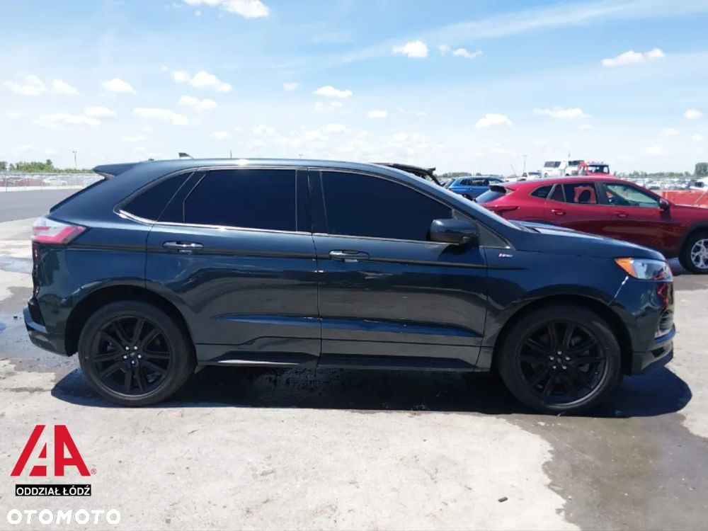 Ford Edge - 5