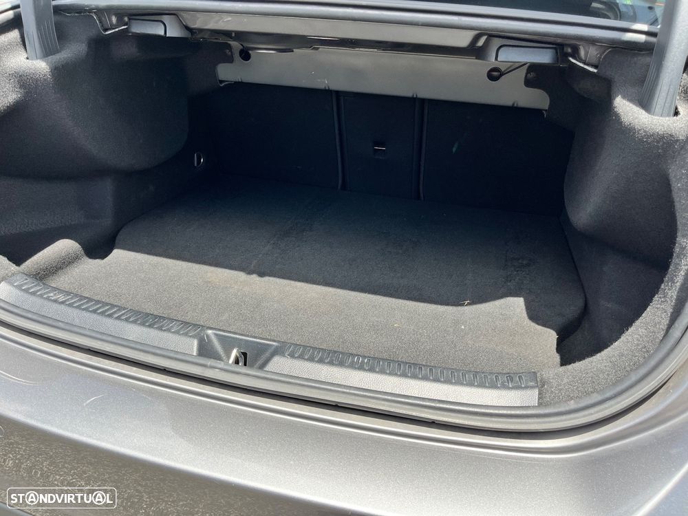 Mercedes-Benz A 250 e 8G-DCT Advanced Progressive - 13