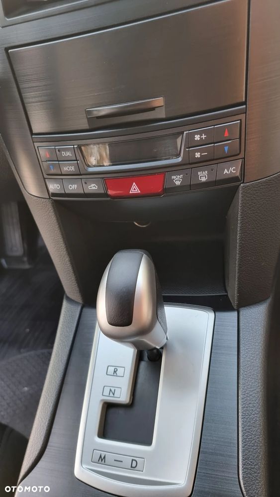 Subaru Outback 2.0 D Comfort AT - 15