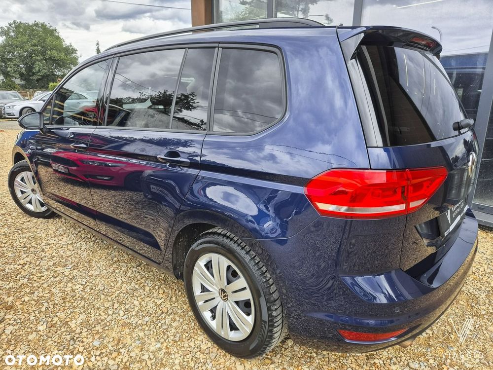 Volkswagen Touran 2.0 TDI BMT Comfortline DSG - 4