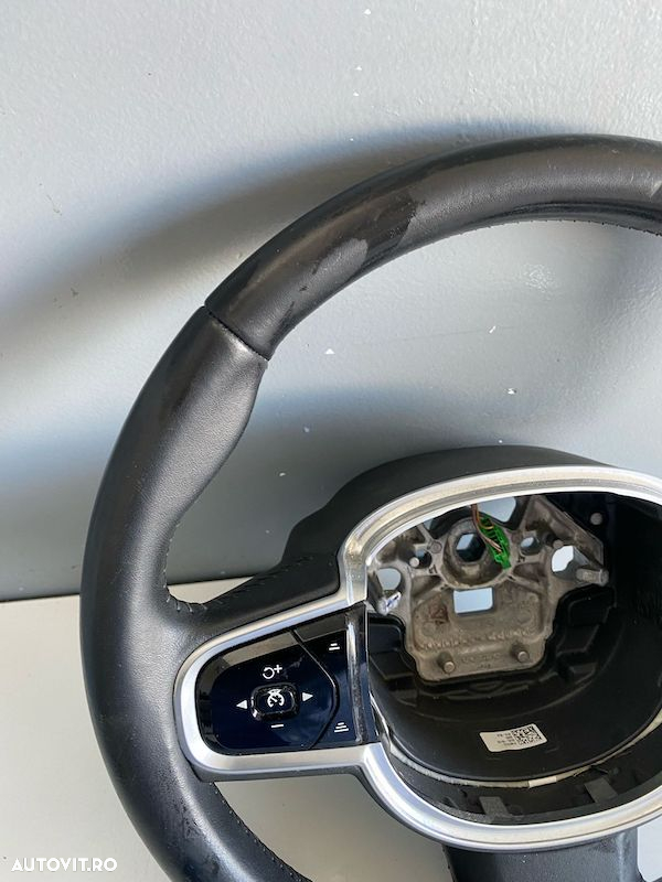 Volan VOLVO XC90 S90 V90 V60 XC60 2018+ 31407813 - 2