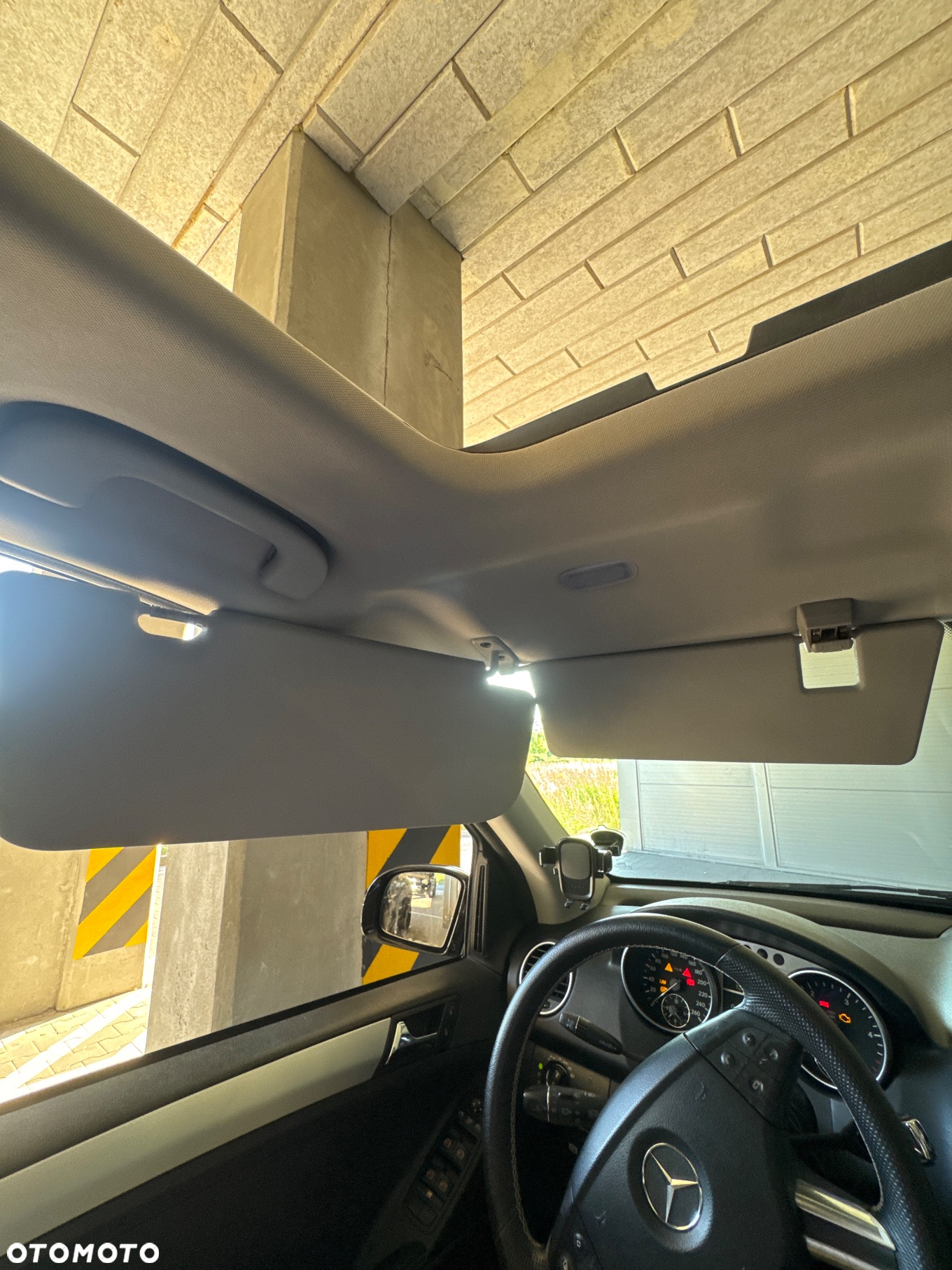 Mercedes-Benz ML 320 CDI 4-Matic - 23