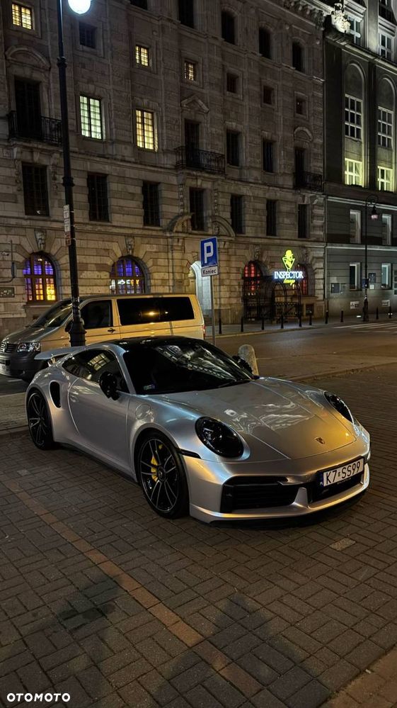 Porsche 911 Turbo S - 8