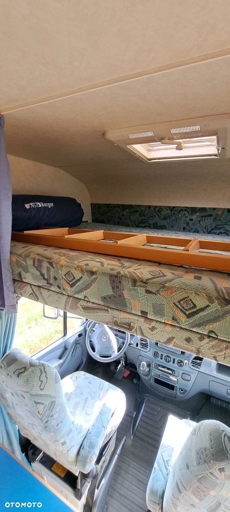 Mercedes-Benz Sprinter - 9