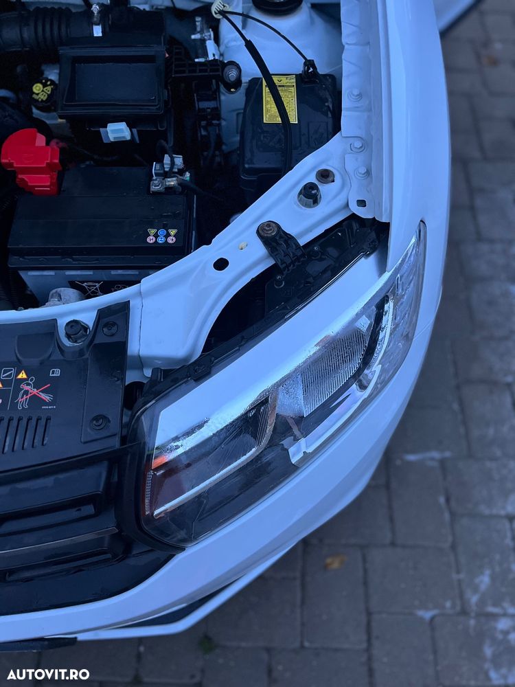 Dacia Logan 0.9 TCe 90 CP GPL Laureate - 29