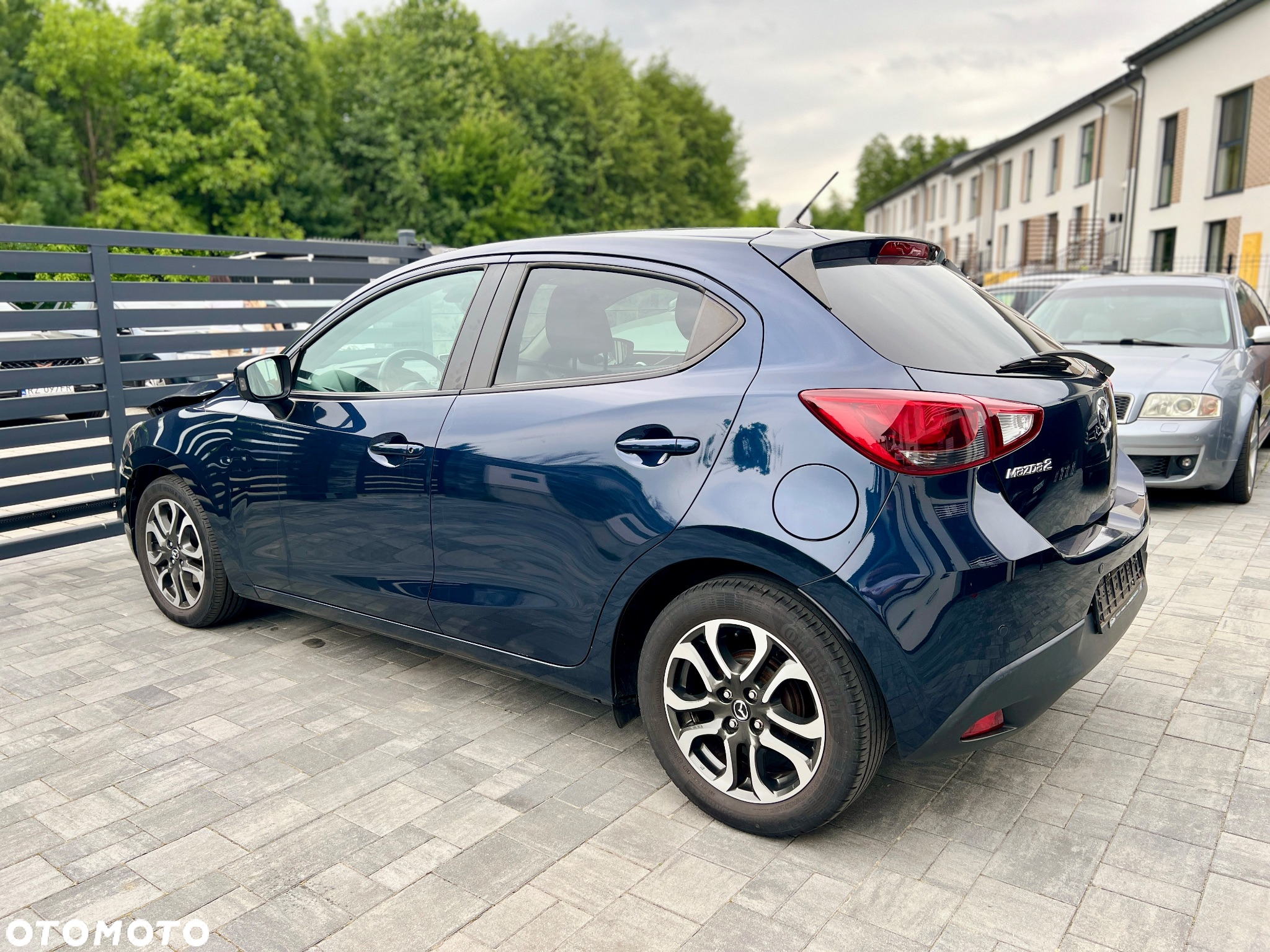 Mazda 2 SKYACTIV-G 90 Nakama - 25