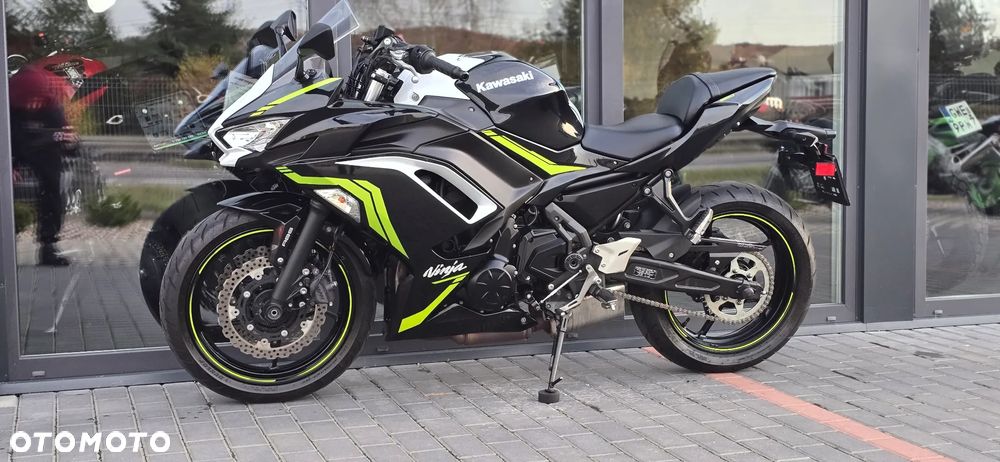 Kawasaki Ninja - 23