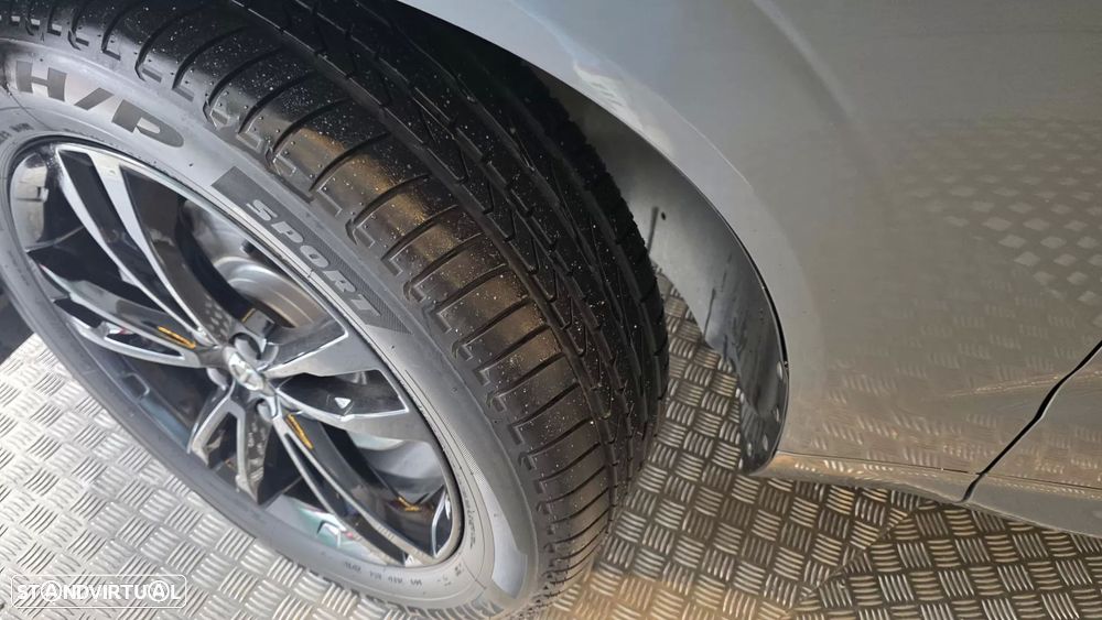 Volvo XC 60 2.0 D4 Momentum Plus Geartronic - 35