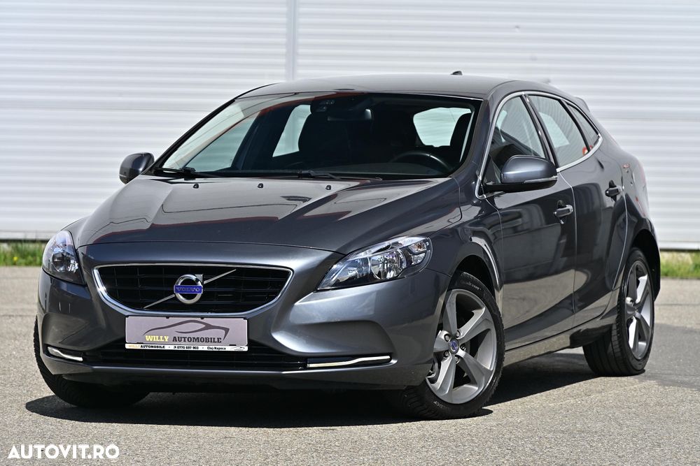 Volvo V40 D3 Geartronic - 38