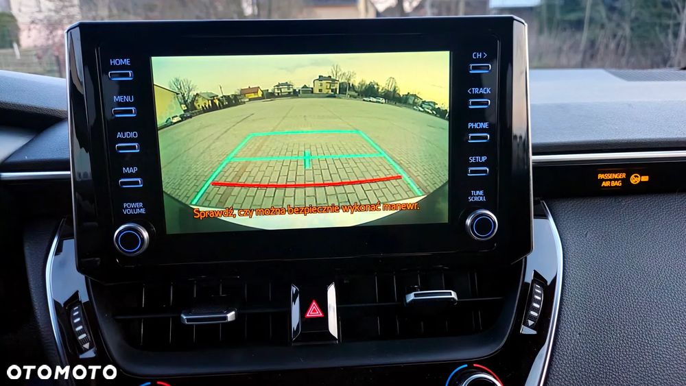 Toyota Corolla 2.0 Hybrid Comfort - 13