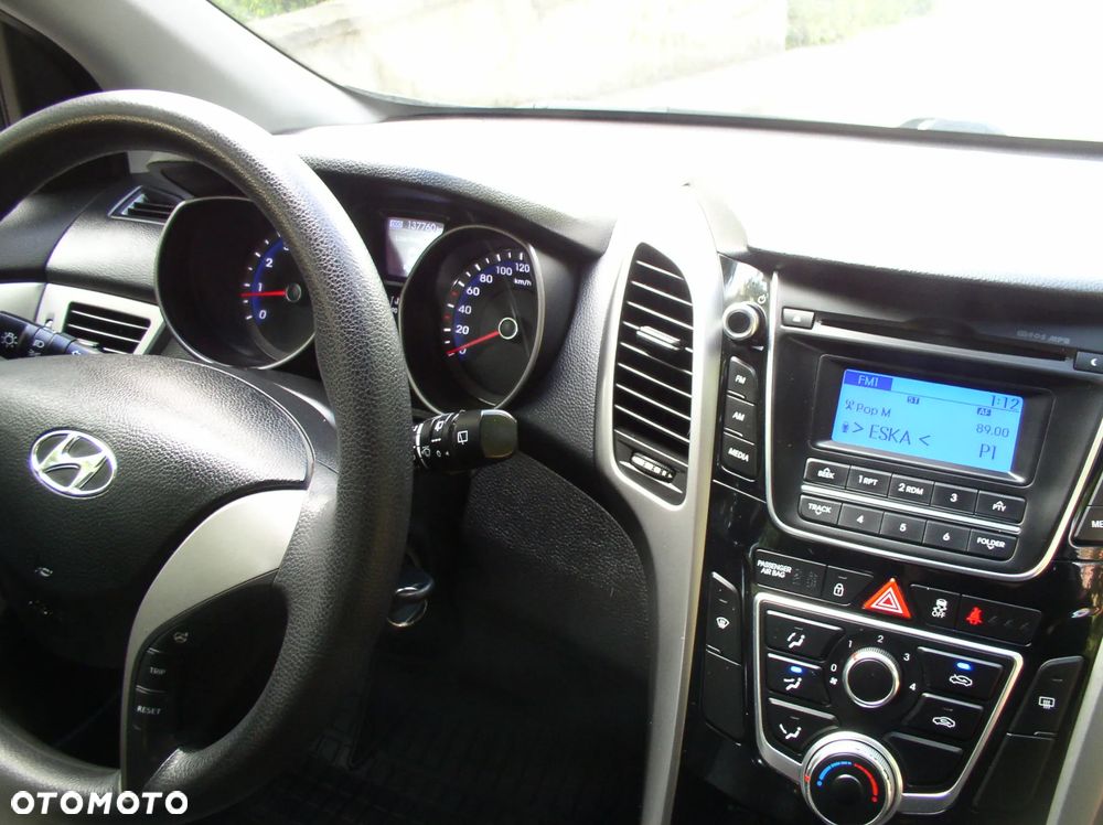 Hyundai i30 blue 1.4 Classic - 20