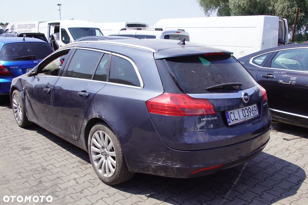 Auto na części - Opel Insignia A 2.0 CDTI 160 KM A20DTH F40 Z168 2011R Silnik Skrzynia Drzwi Błotnik Zderzak Klapa Lampa Lusterko Klamka Szyba Deska Kokpit Sterownik Moduł Czujnik Licznik Wyświetlacz Panel Kierownica - 4