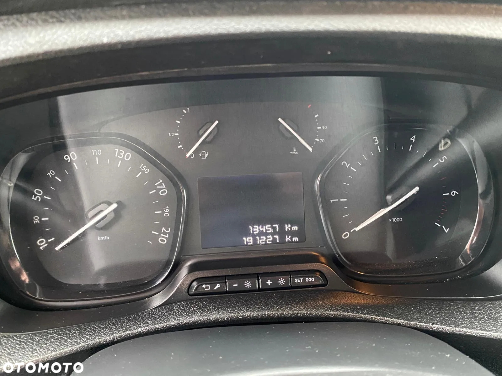 Citroën JUMPY L3 2,0 HDI 122 KM KLIMATYZACJA / NAWIGACJA - 26
