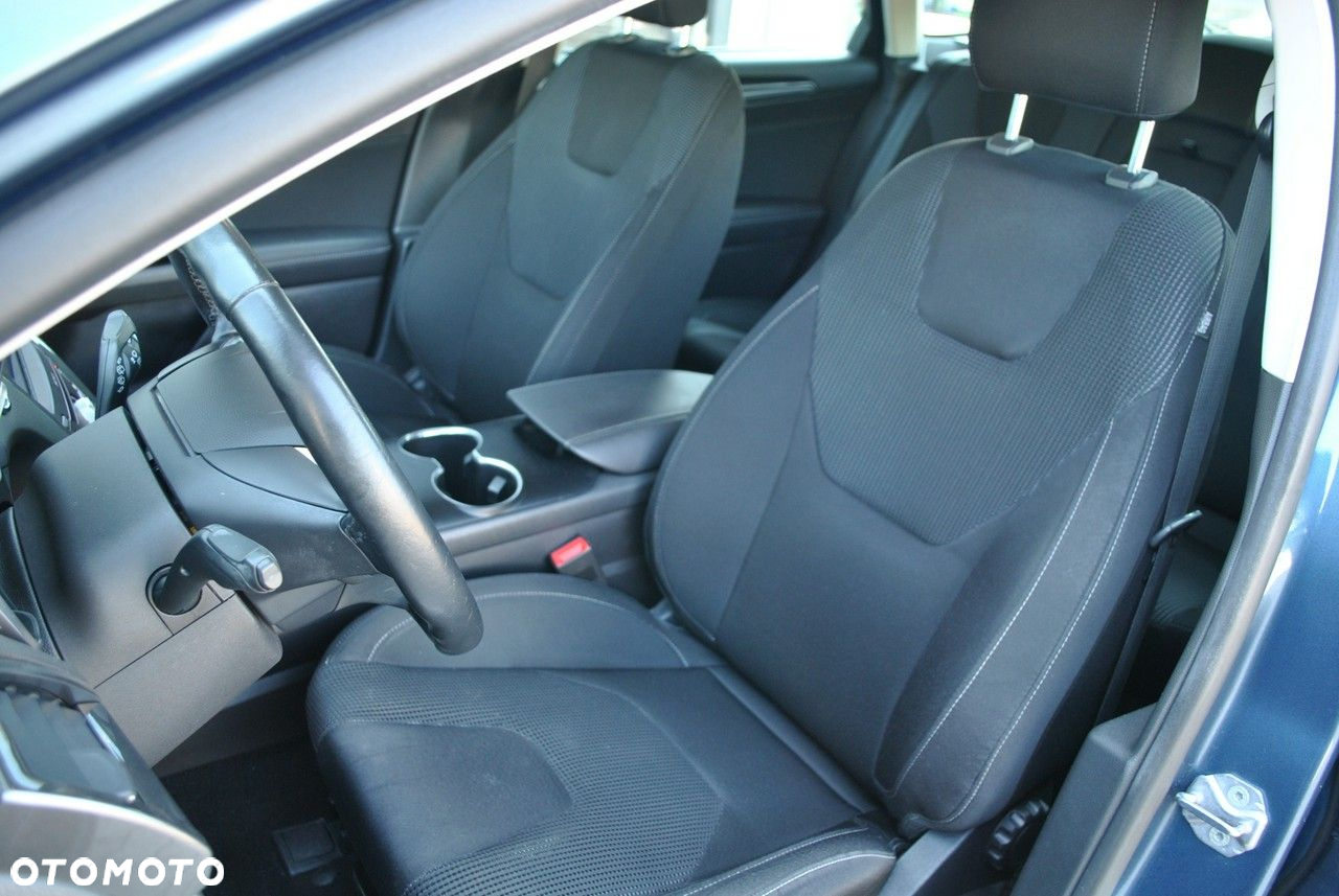 Ford Mondeo 2.0 EcoBlue Titanium - 28