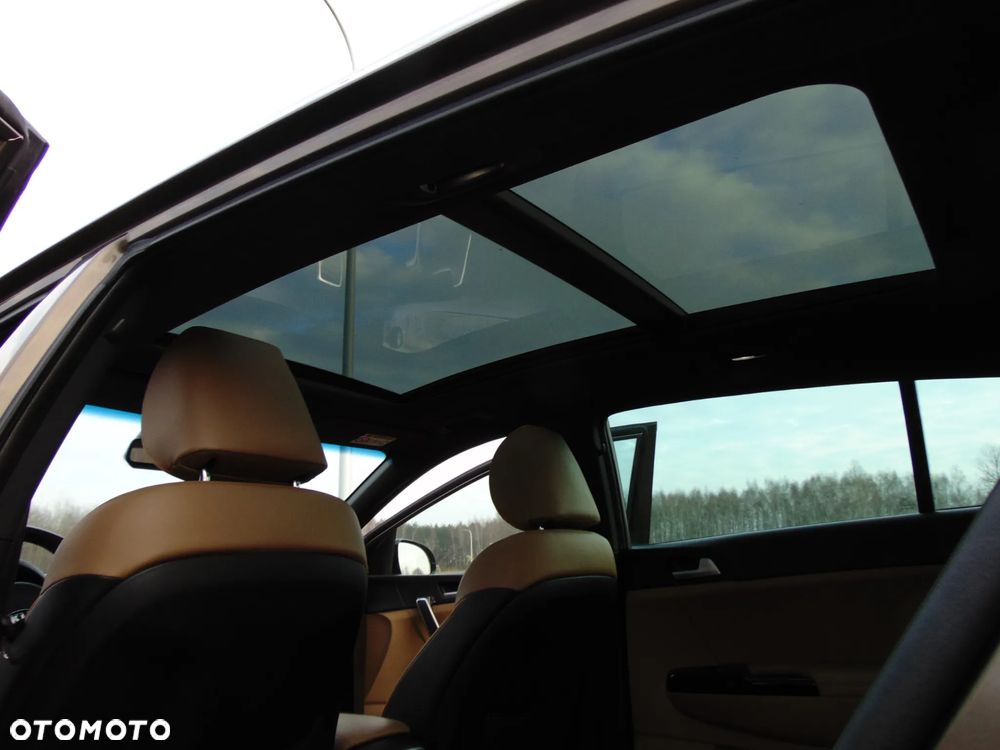 Kia Sportage 2,0 CRDI AWD Platinum - 27