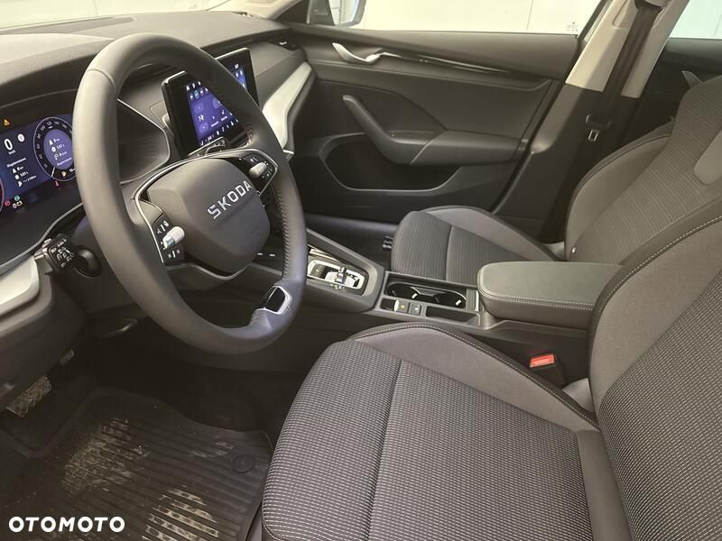 Skoda Octavia 1.5 TSI mHEV Selection DSG - 11