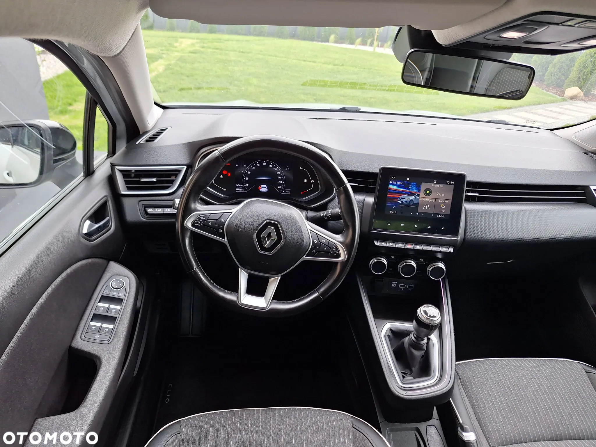 Renault Clio - 7