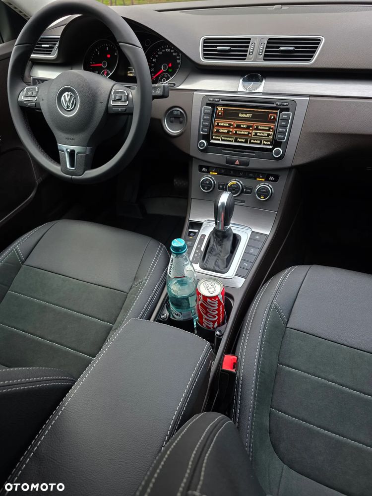 Volkswagen Passat 2.0 TDI Comfortline DSG - 10