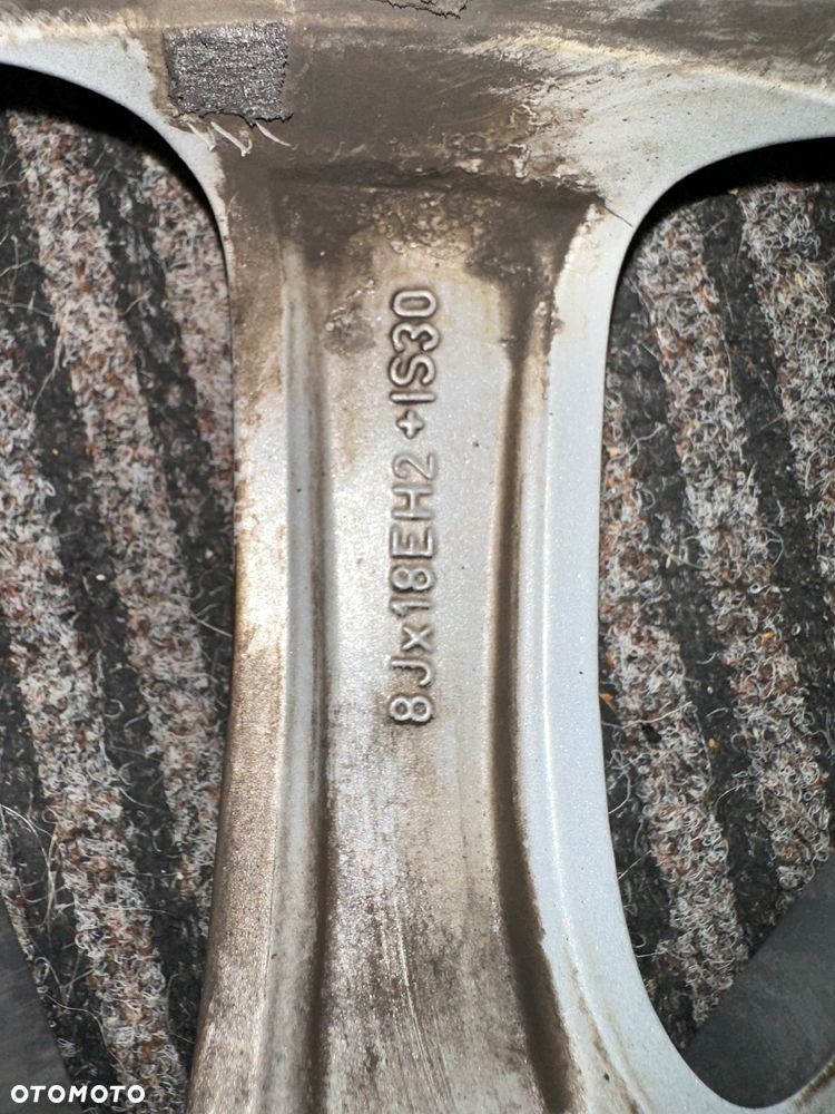 Felga 18 BMW 5x120 seria 5 F10 F11 6 F12 style wzór styling 328 8j ET30 8jx18EH2+ IS30 sztuka pojedynka 3611 6790173 oryginał oryginalna E46 E90 X1 X3 czarna - 5