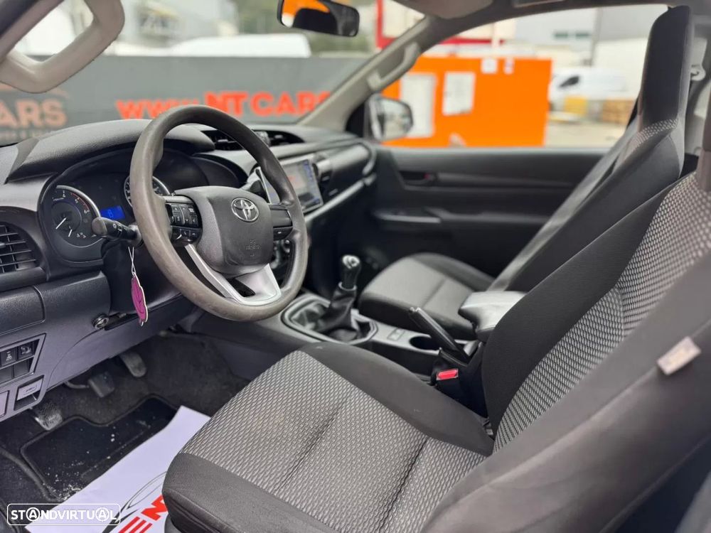 Toyota hilux 2.4 d-4d 4wd cs ch - 5