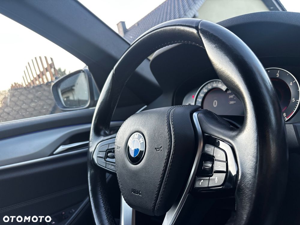 BMW Seria 5 520d Luxury Line - 7