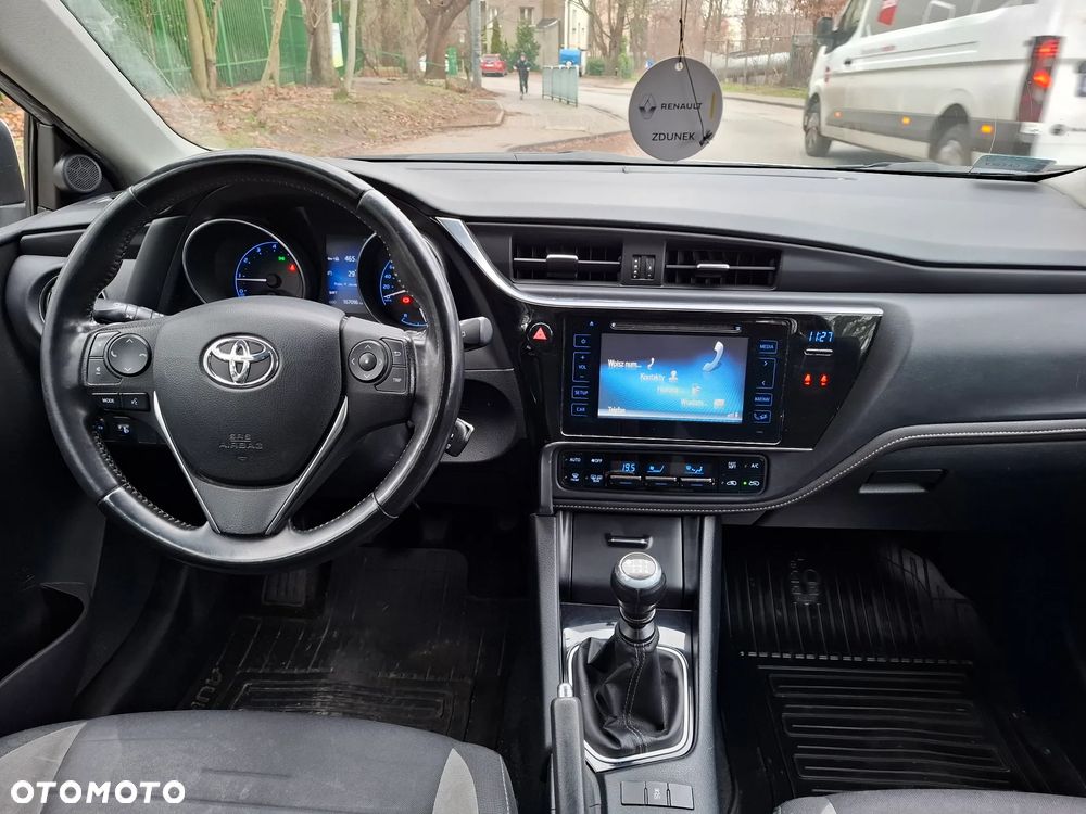 Toyota Auris 1.6 Luna - 6