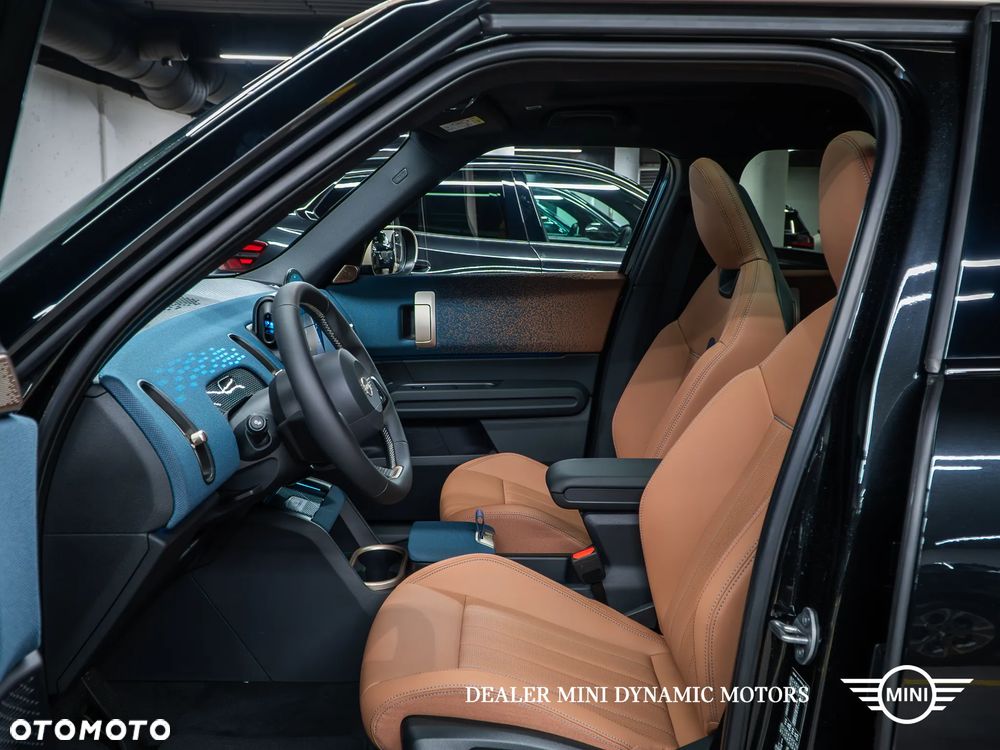 MINI Countryman C Favoured Trim - 19