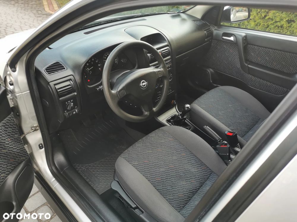 Opel Astra - 26