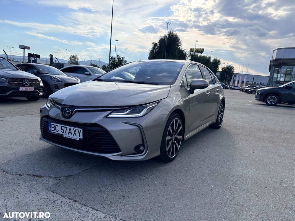 Toyota Corolla 1.8 HEV Business - 1